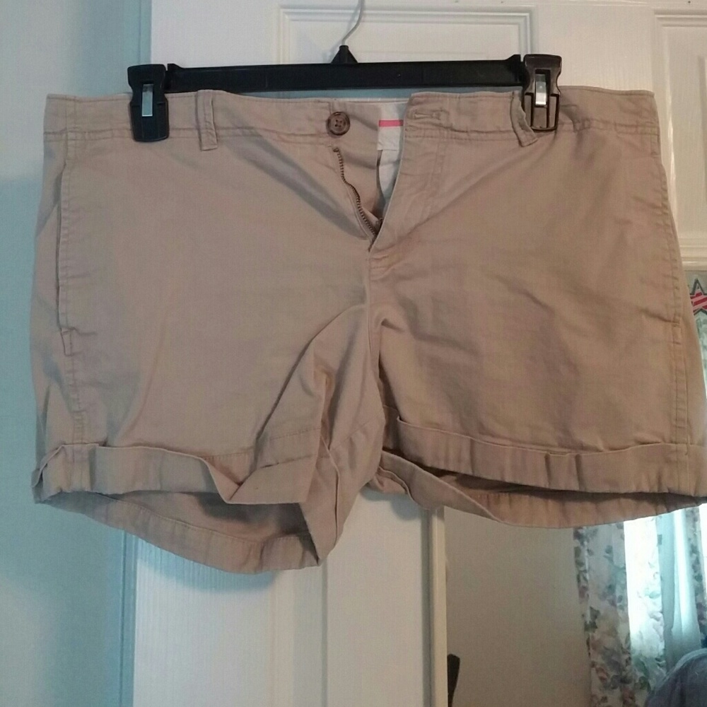 Tan 3.5 in. Inseam shorts